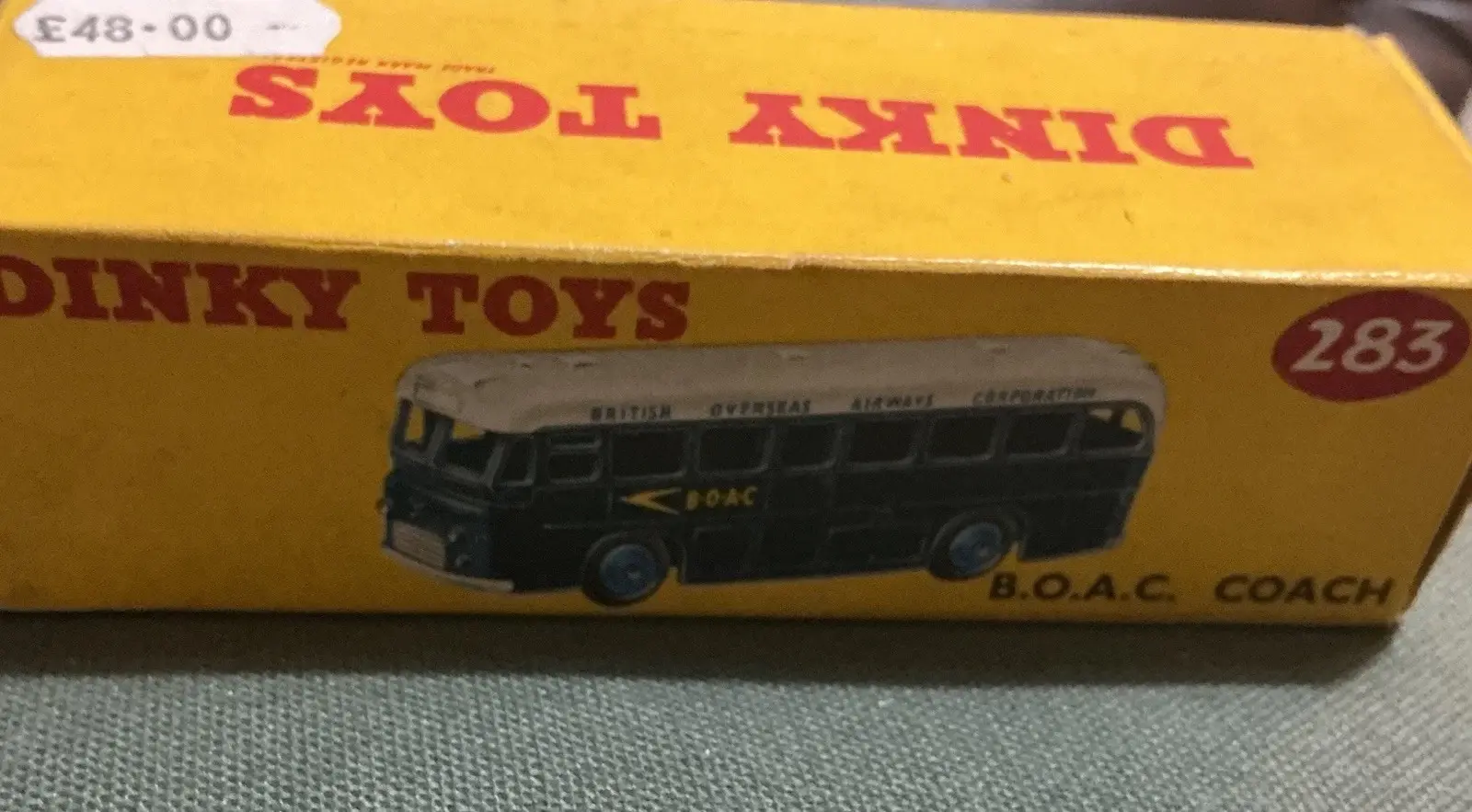 Dinky #283 BOAC British Overseas Airways Corporation Coach Die Cast VintageBus.