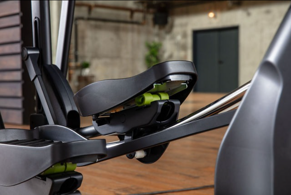 Thumbnail: SportsArt G874 Elliptical