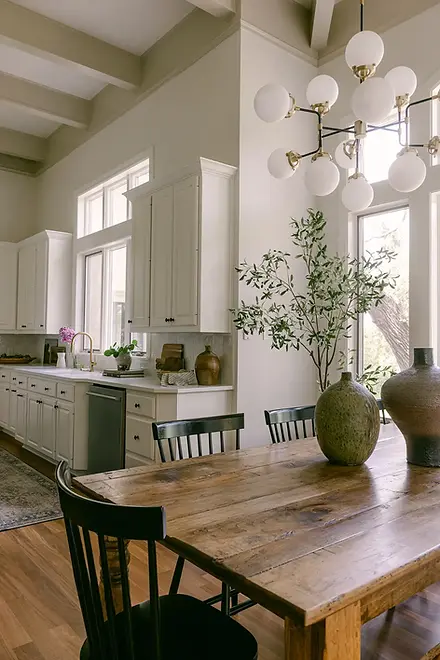 Transitional Kitchen and Great Room Remodel in West Lake Hills, TX
