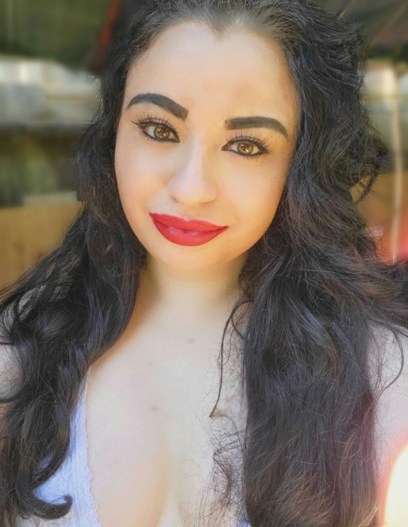 Writer: Deborah Dingess