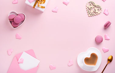 valentines-day-card-pink-empty-envelope-macaron-1500x1000.jpeg