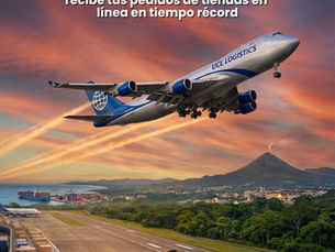 Carga aérea express a Costa Rica con avión de carga y paquetes de tiendas en línea listos para envío