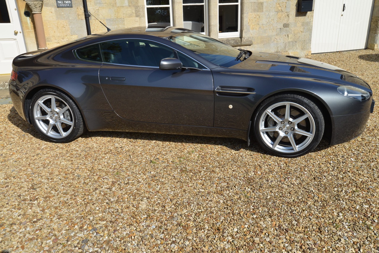 AM V8 - 6