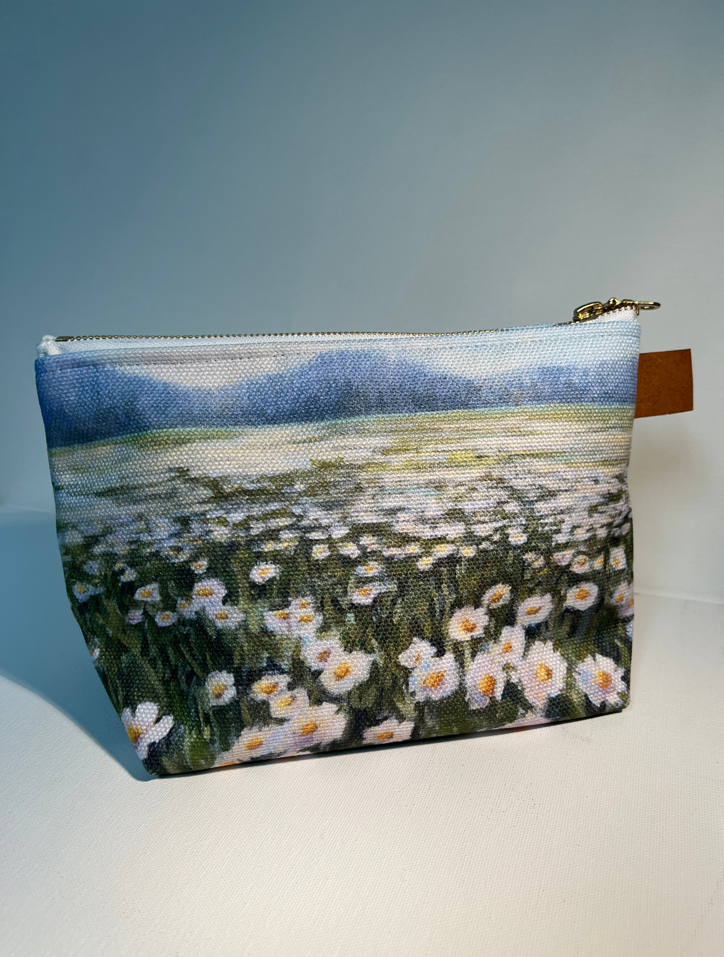 Art Pouch - Daisy Field
