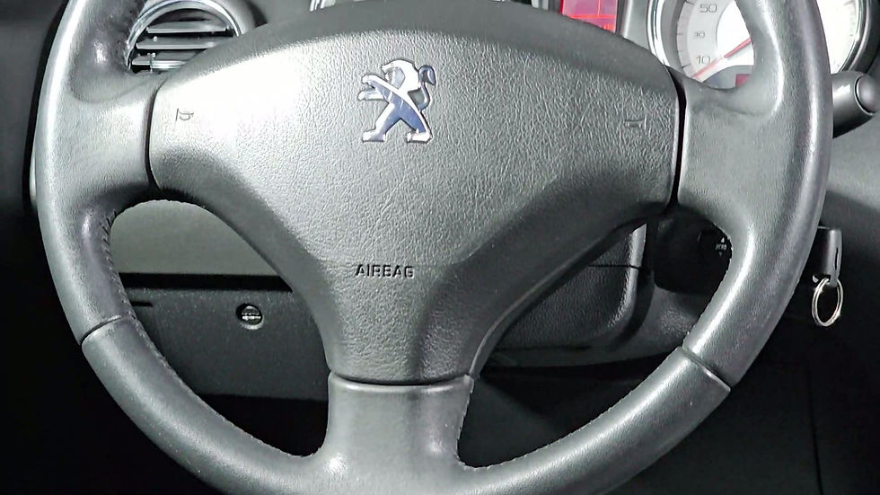 Miniatura: Peugeot 308 Allure 1.6 NAV MT5 - 166.000KM - 2013 -