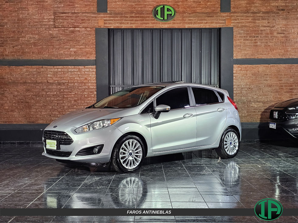 Miniatura: Ford Fiesta 1.6 Titanium MT5 - 103.000KM - 2015 -