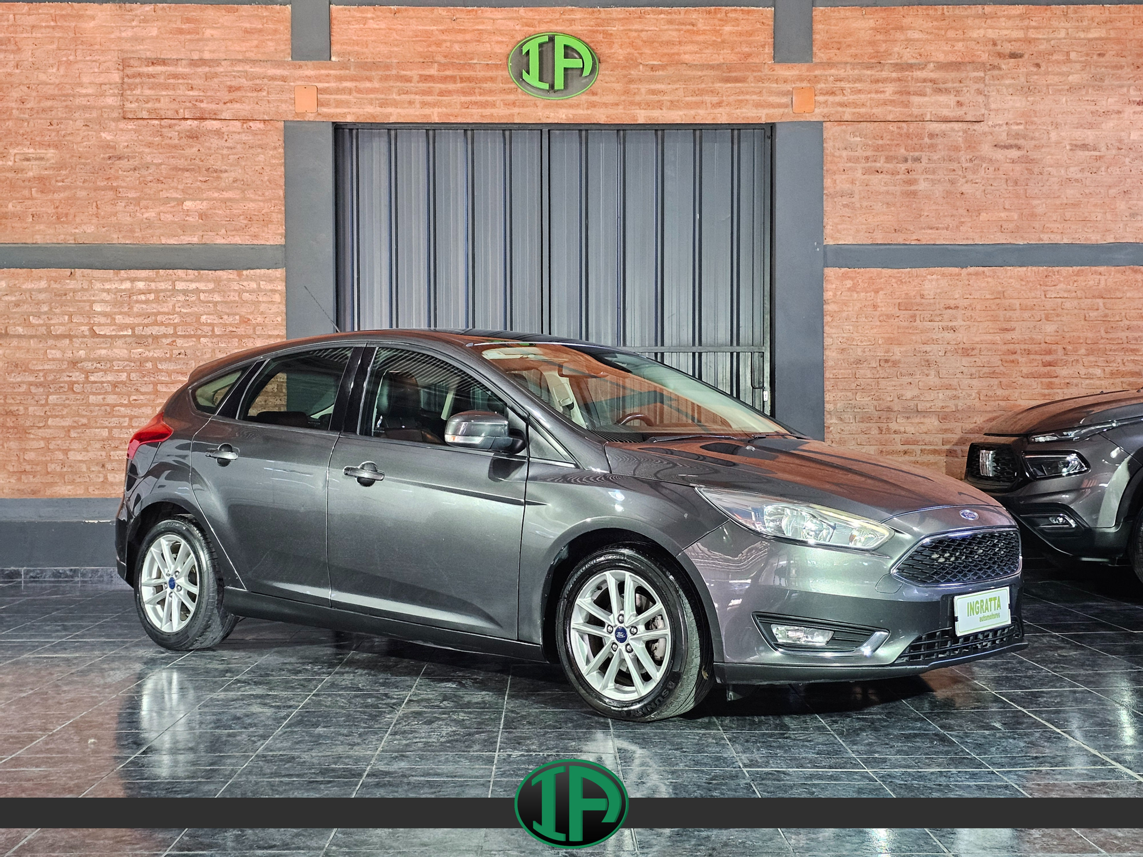 Ford Focus SE 2.0 MT 5 Puertas - 157.000KM - 2017 -