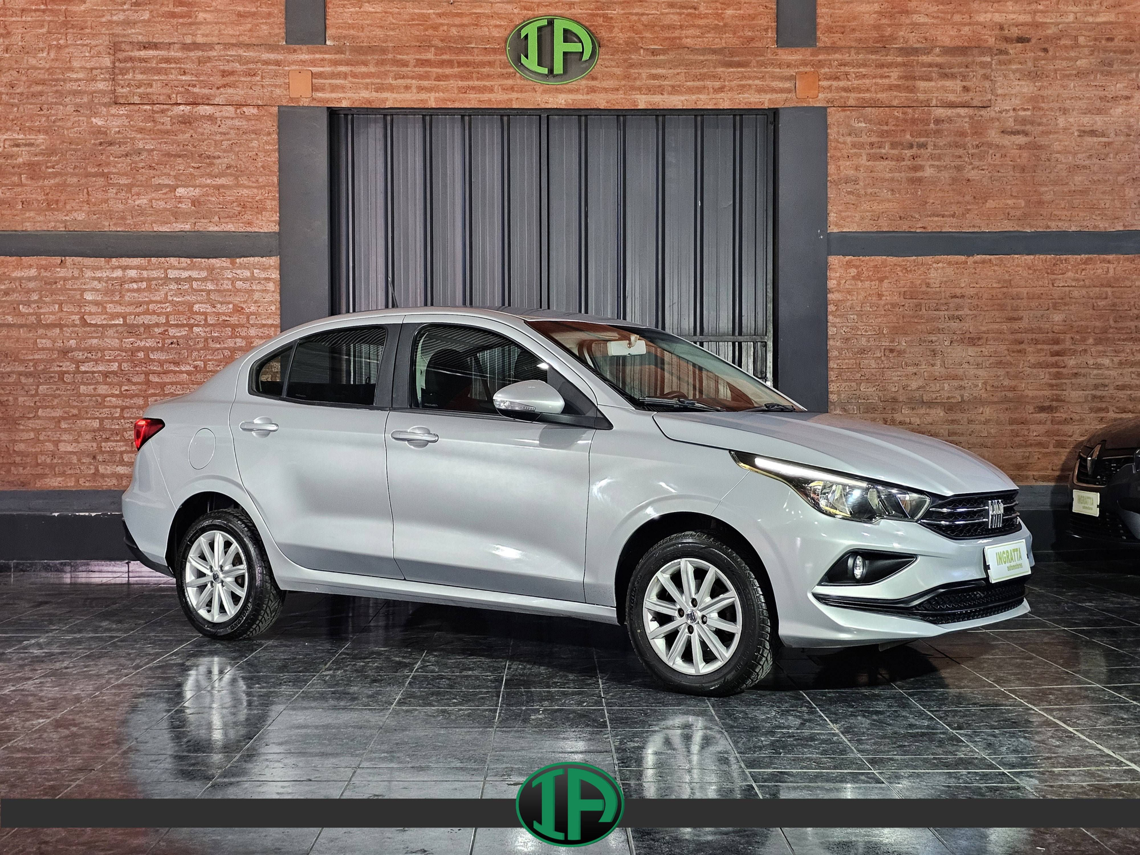 Fiat Cronos 1.3 Drive MT5 - 61.000KM - 2022 -