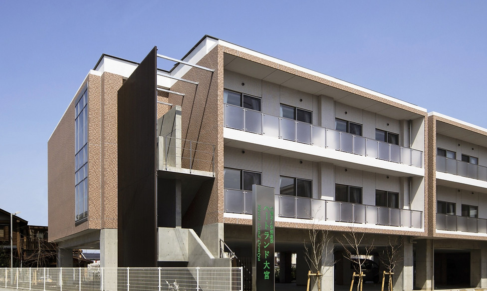 03 南西側外観8×10)_edited.jpg