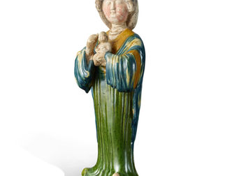 拍賣筆記 vol.174 蘇富比香港:坂本五郎,唐三彩藍釉抱子仕女立俑 - An Tang Dynasty Blue-Splashed Sancai-Glazed 'Lady And Child' Group