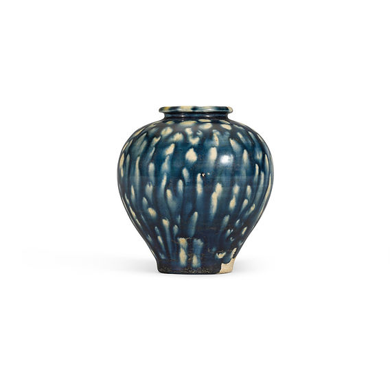 拍賣筆記vol.263 唐三彩藍釉：撒藍釉迷你萬年罐，30萬港元成交（27940