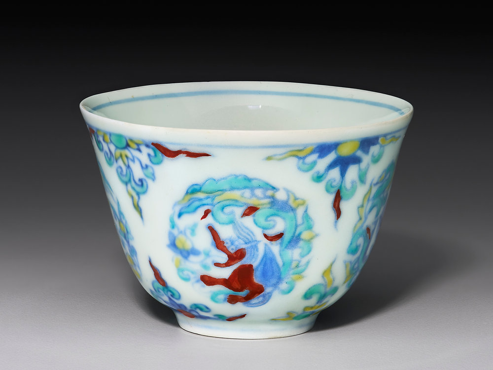 中国 大明成化年製 古渡 青花桃文杯 酒盃 書付箱 C 5584 中国 大明成化