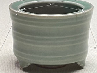 宋代筆記 vol.99 德川美術館:南宋龍泉窯青磁香爐,銘「白菊」,尾張德川家傳來 - Tokugawa Family, the Shiragiku Koro(Incense Burner), Kinuta Seiji.