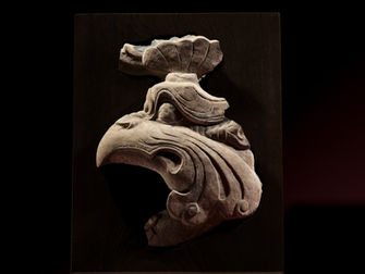 拍賣筆記 vol.378 蘇富比香港2026：秦峰男，唐石雕迦樓羅首 - A Stone Relief Fragment Of The Head Of Garuda, Tang Dynasty