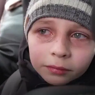 Война в Украине: ЮНИСЕФ помогает детям-беженцам от войны из-за вторжения России