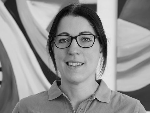 Porträt von Katrin Heinze
