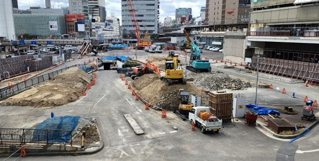 建設現場の少し上からの写真