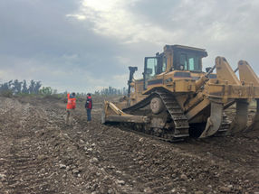 CONTINÚAN OBRAS DE PROTECCIÓN ANTE EVENTUAL CRECIDA DEL RÍO MAIPO EN LA MANRESA Y SE ACORDÓ CON LOS VECINOS UN PLAN DE EMERGENCIA Y EVACUACIÓN