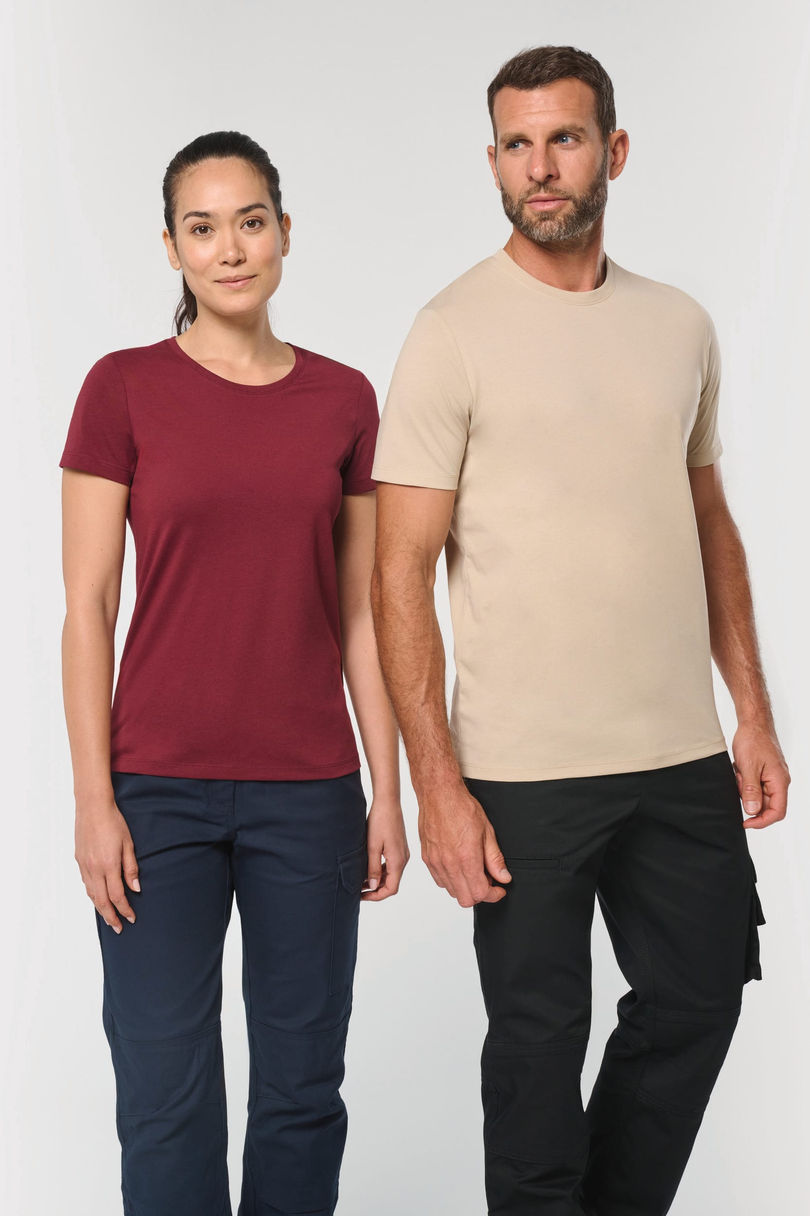 T-shirt à traitement antibactérien homme personnalisé WK WK306 porté
