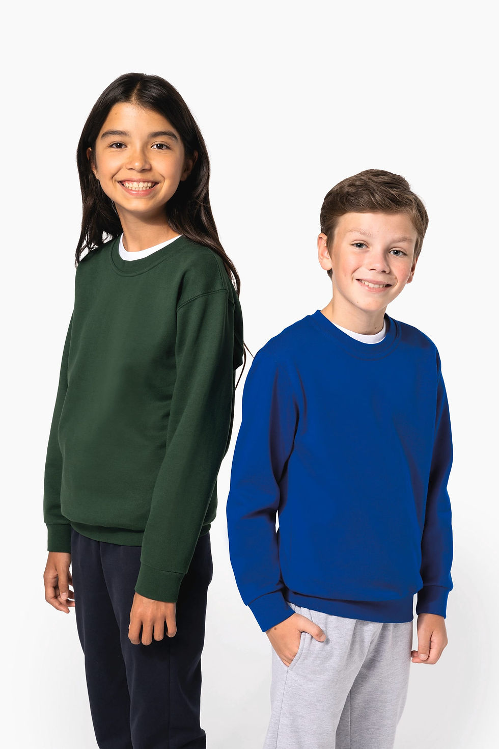 Sweat-shirt col rond enfant personnalisé Kariban K475 porté