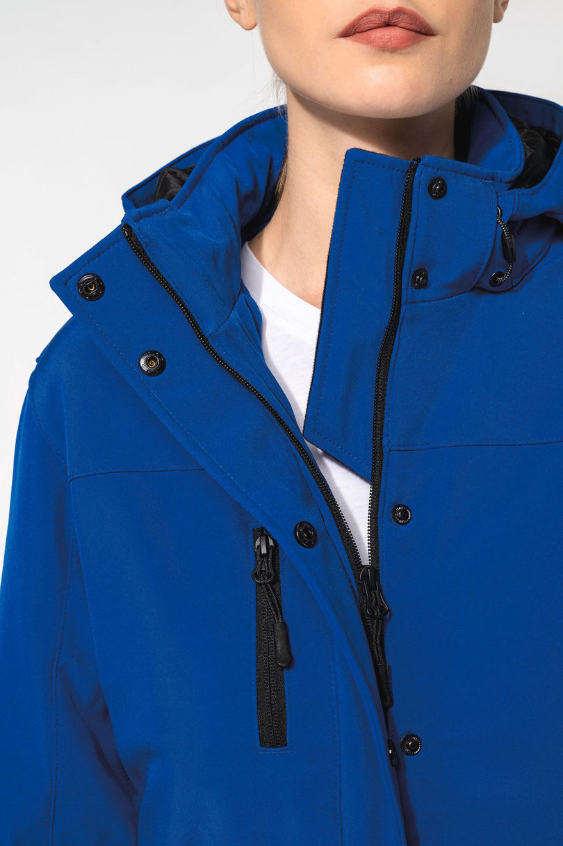 Parka softshell doublée capuche femme personnalisé Kariban K651 porté