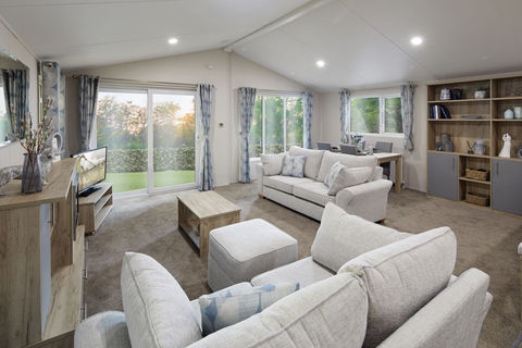 product_clearwater_lounge_ef708786a9.jpg
