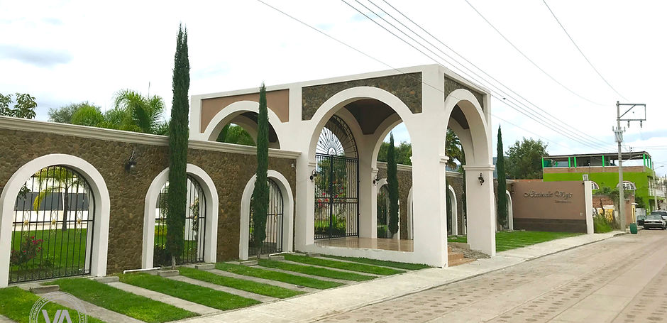 para pagina portico de ingreso hacienda