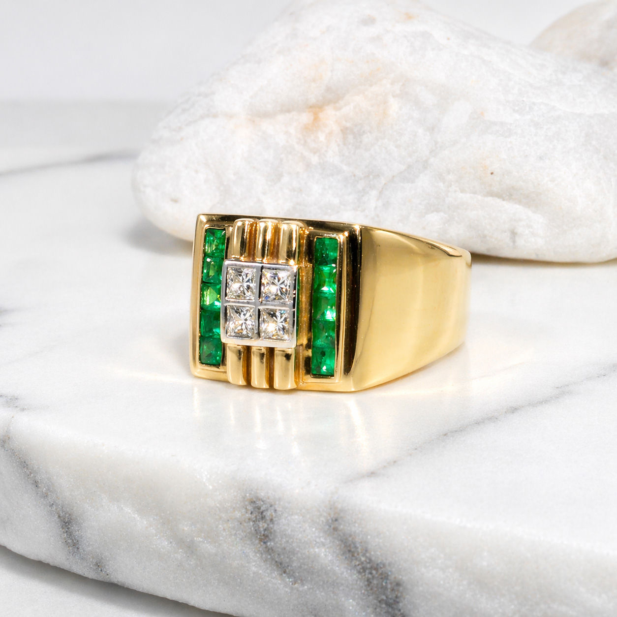 18ct Solid Yellow Gold Natural Emerald Genuine Diamond Men Ring Vintage