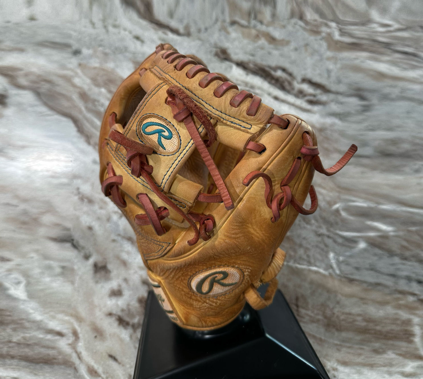 baseball glove conditioning 5T Glove Repair