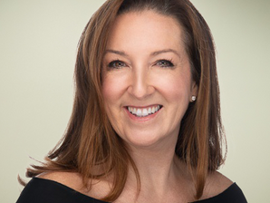 Navigating Personal and Professional Change with Lori Hardwick, CEO of Wealth Tech at RRSP