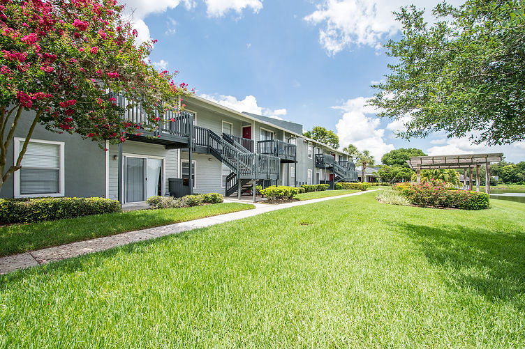 Florida Multifamily brokerage apartment sales specialst