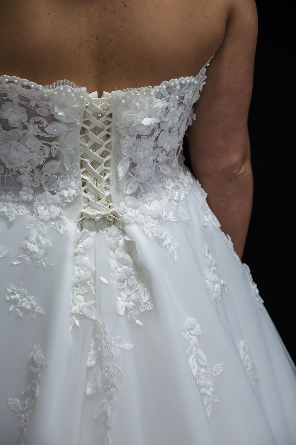 Thumbnail: 'Amara Bloom' Lace Corset Wedding Dress | Size 12-14