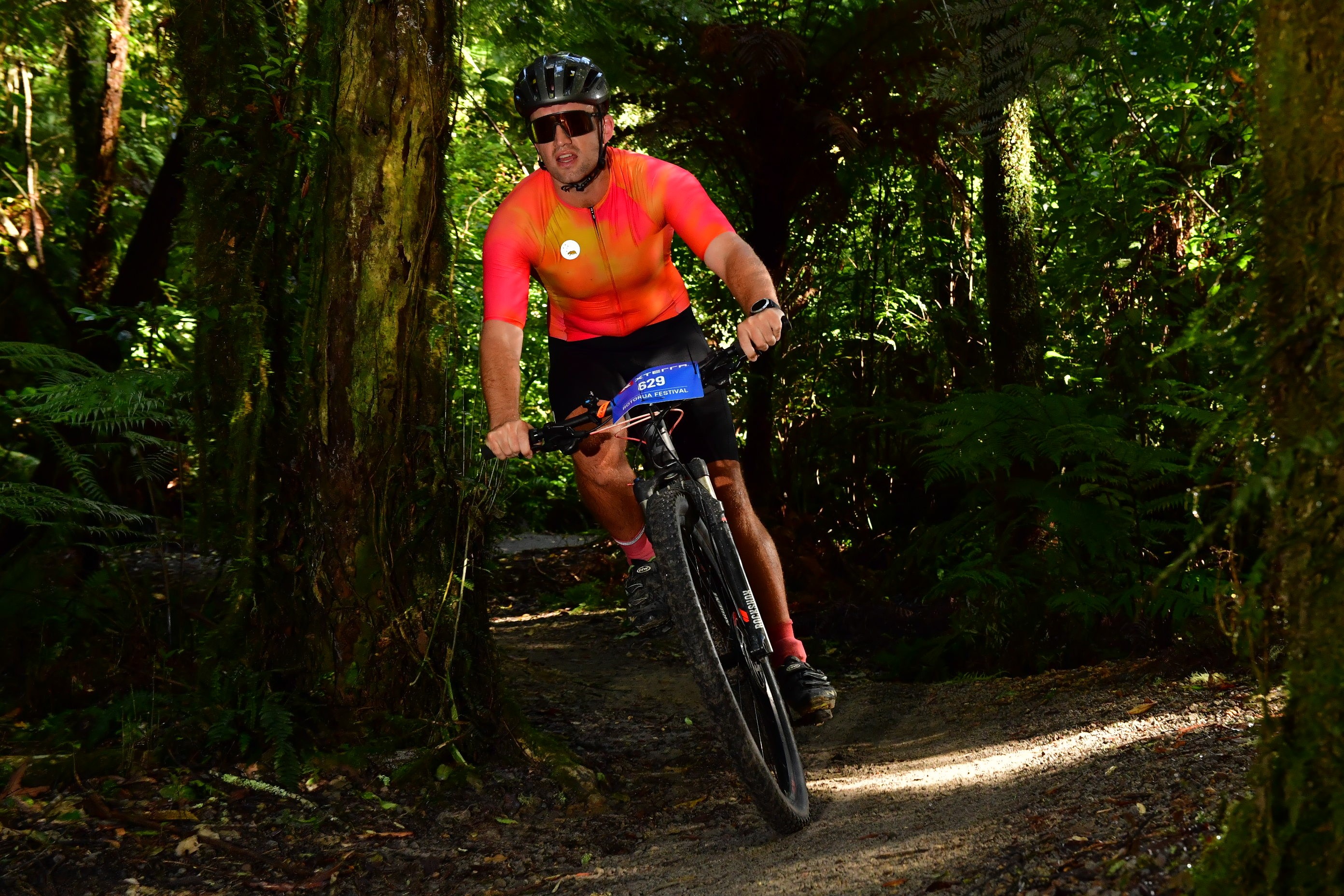 Elliot McKinnel1.jpg