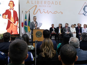 Governador destaca ideais de liberdade em defesa do progresso econômico e democrático do Brasil