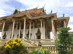 Wat Ek Phnom