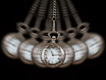 noi sau timpul? cine e de vină?