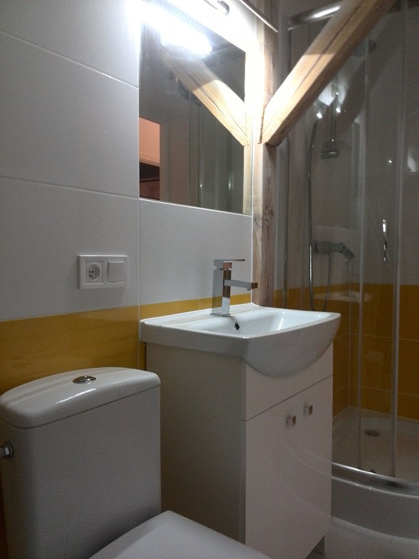 bathroom #13