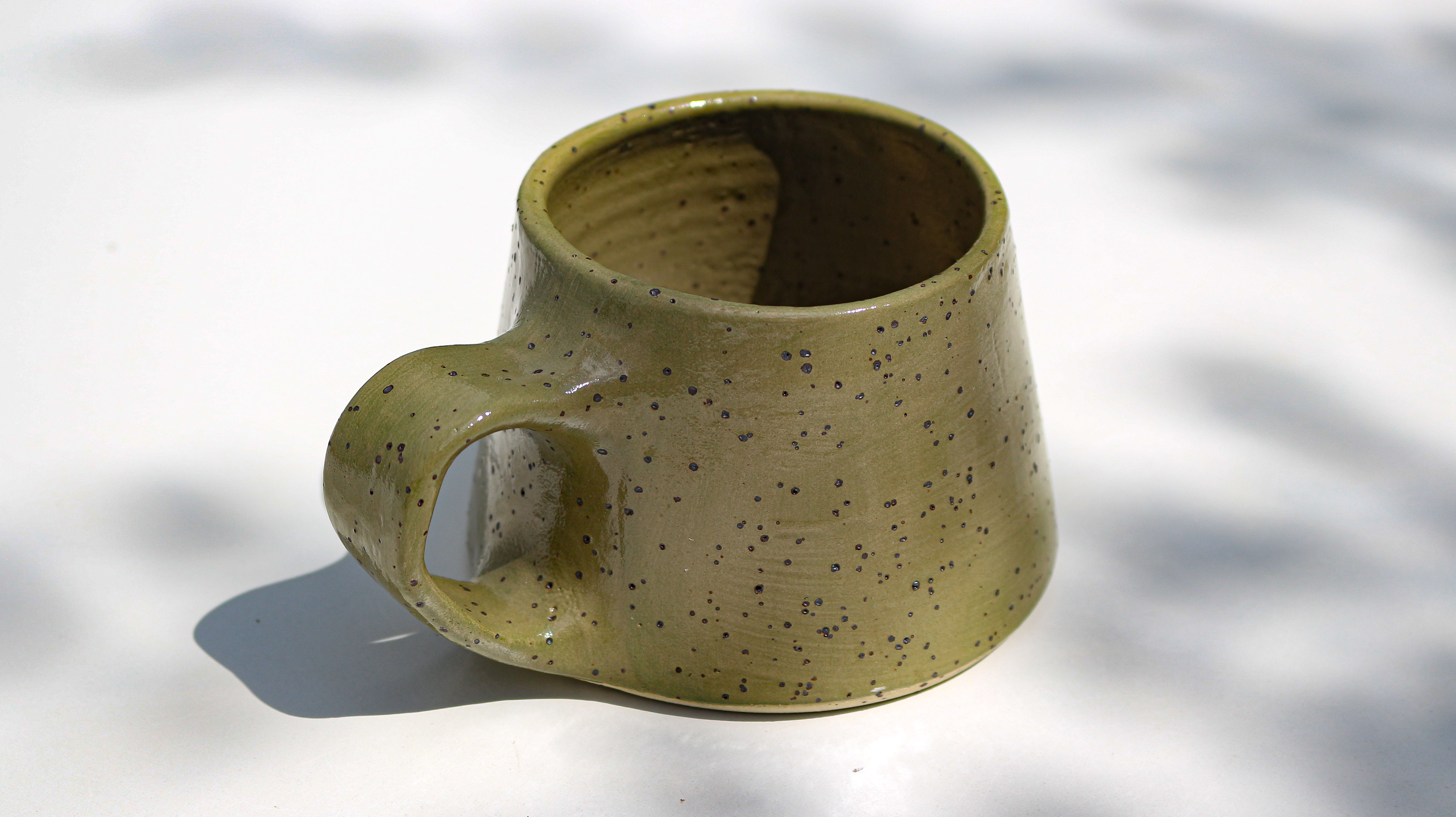 Caneca Angular - Verde Folha