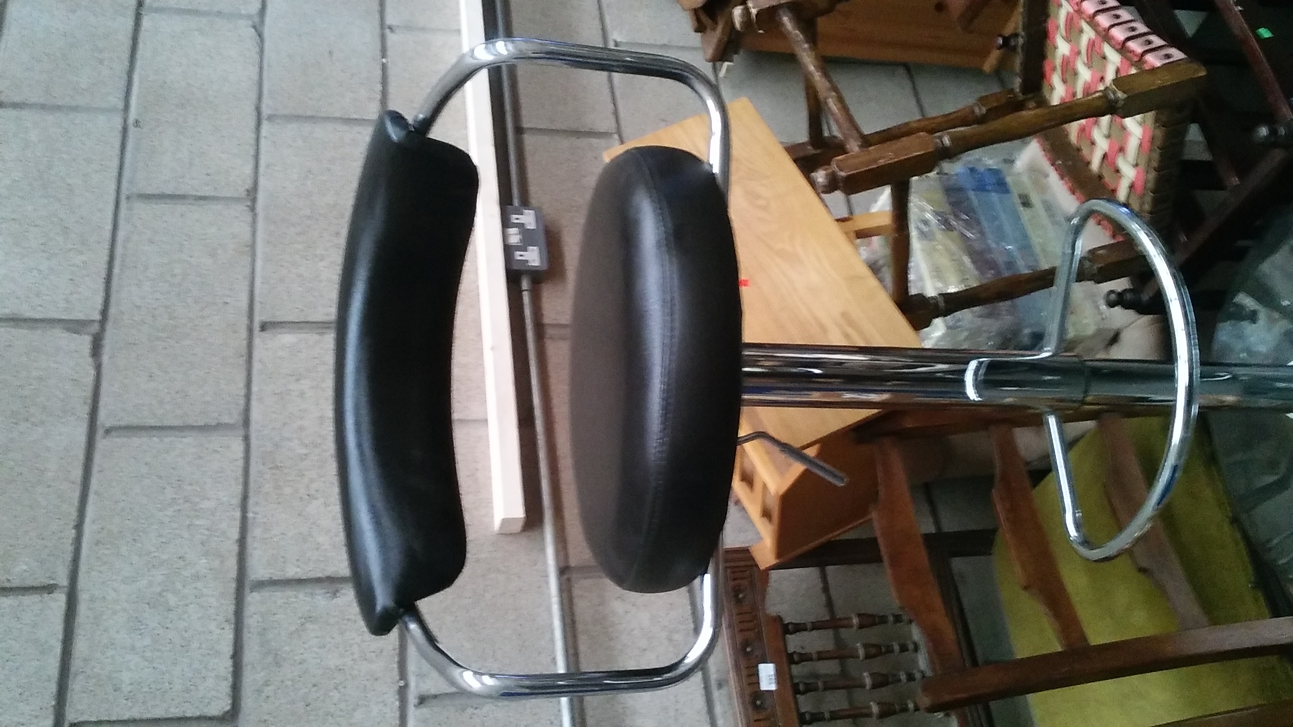 BLACK STOOL