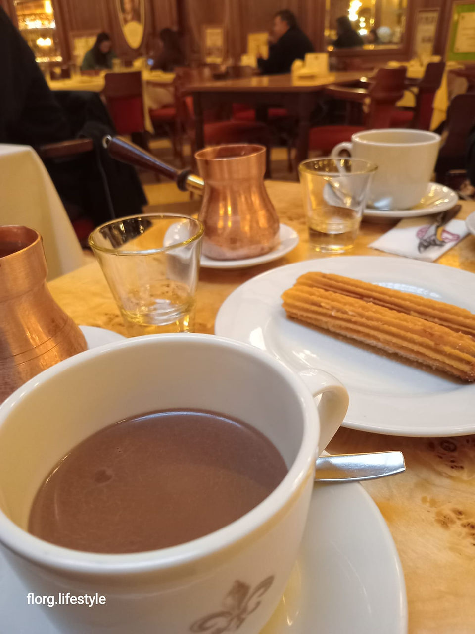 Chocolate caliente en La ideal 1