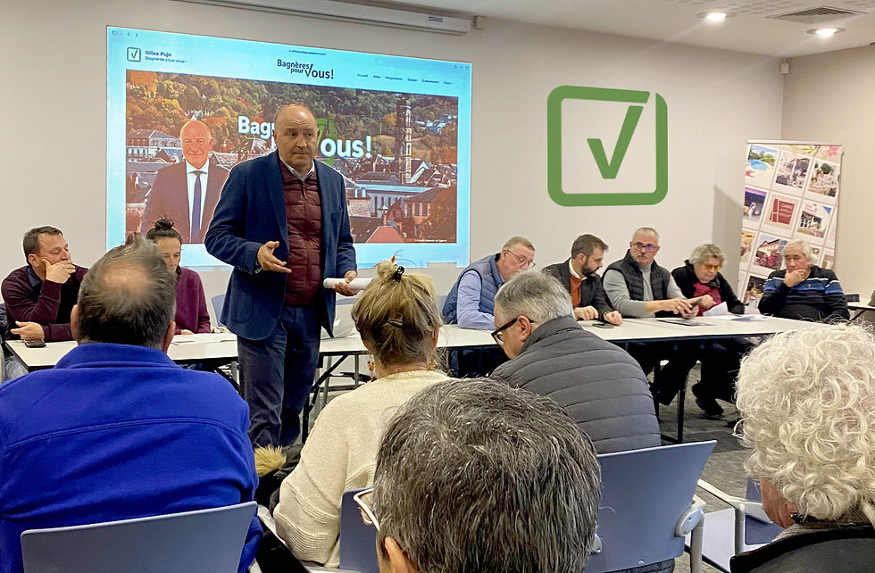 Comité de soutien de la liste "Bagnères pour vous!" à la première réunion de présentation du programme au Carré Py.