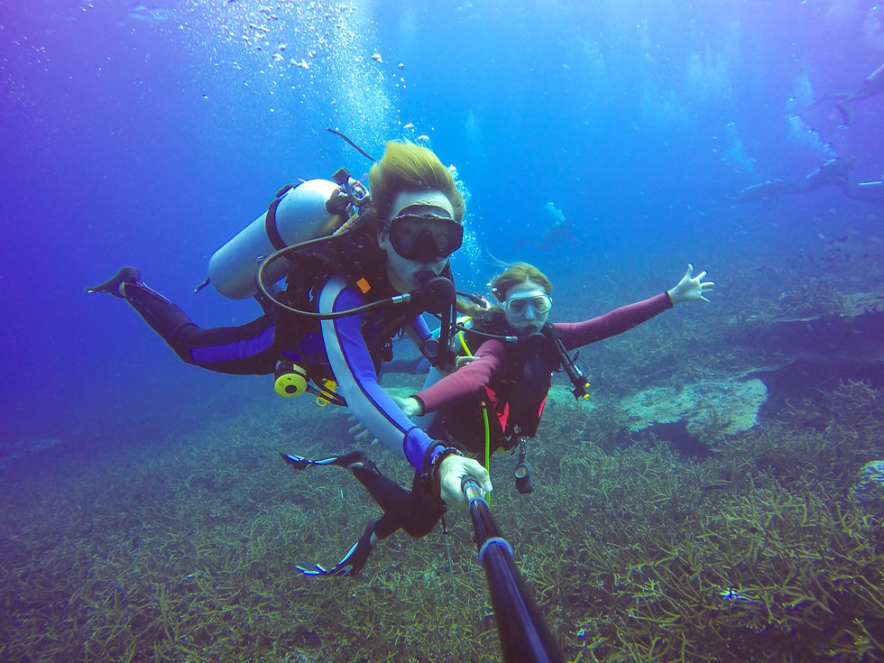 underwater-scuba-diving-selfie-shot-with-selfie-stick (1).jpg