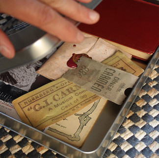 Photos, partitions, tickets d'entrée, correspondances... de quoi remonter le temps