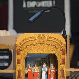 Et voilà la mini-scène de l'Opéra prête à s'animer ! En bonus, l'éclairage !