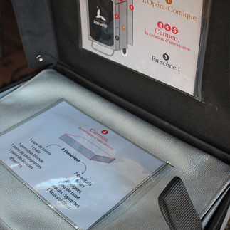 Tout est étiqueté, localisé pour faciliter le rangement... et ça passe au millimètre près pour une m