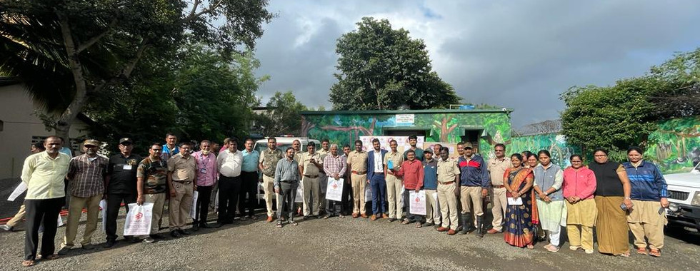 104.2 MyFM Kismat Ki Chabi Day 5 Event Presented by Shreeji Group at Forest Office Nashik