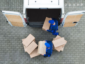 EDITORIAL : Don't accept packages for others in Dubai!