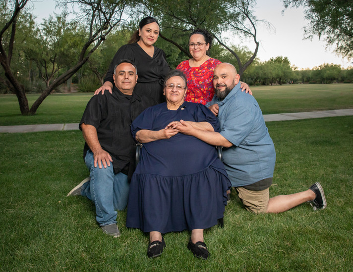 Family photo of 5 in Sahuarita AZ