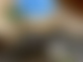 Objevte Hradní kavárnu Úštěk – klidné posezení v historickém centru, domácí dorty, káva i večerní posezení u vína a piva.