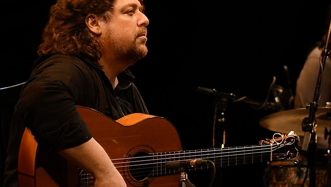 jose luis de la paz / guitarist and composer